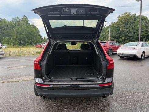 Used 2019 Volvo XC60 T6 Momentum w/ Multimedia Package AWD/4WD image 30