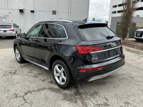 Used 2023 Audi Q5 2.0T Premium w/ Convenience Package image 4