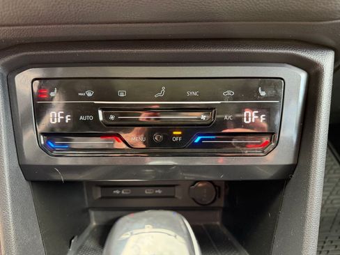 Used 2022 Volkswagen Tiguan SE AWD/4WD image 20