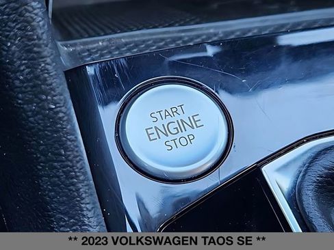 Used 2023 Volkswagen Taos SE image 30