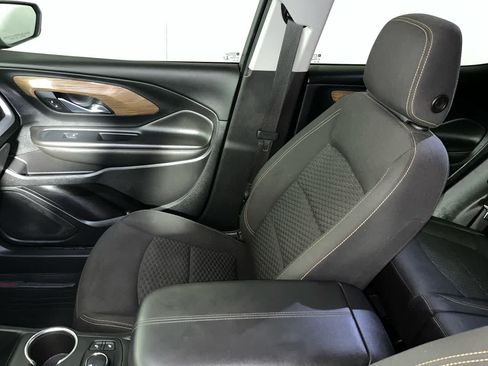 Used 2021 GMC Terrain SLE w/ Driver Convenience Package FWD image 26