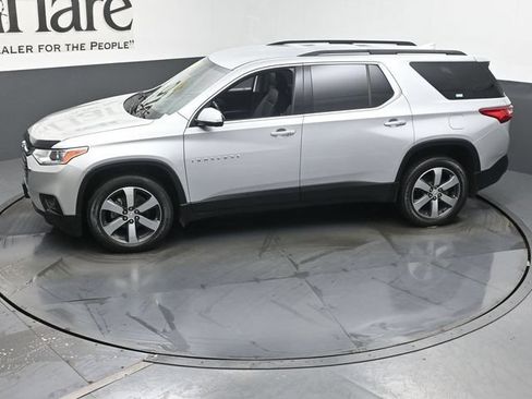 Used 2020 Chevrolet Traverse LT w/ LT Premium Package FWD image 60