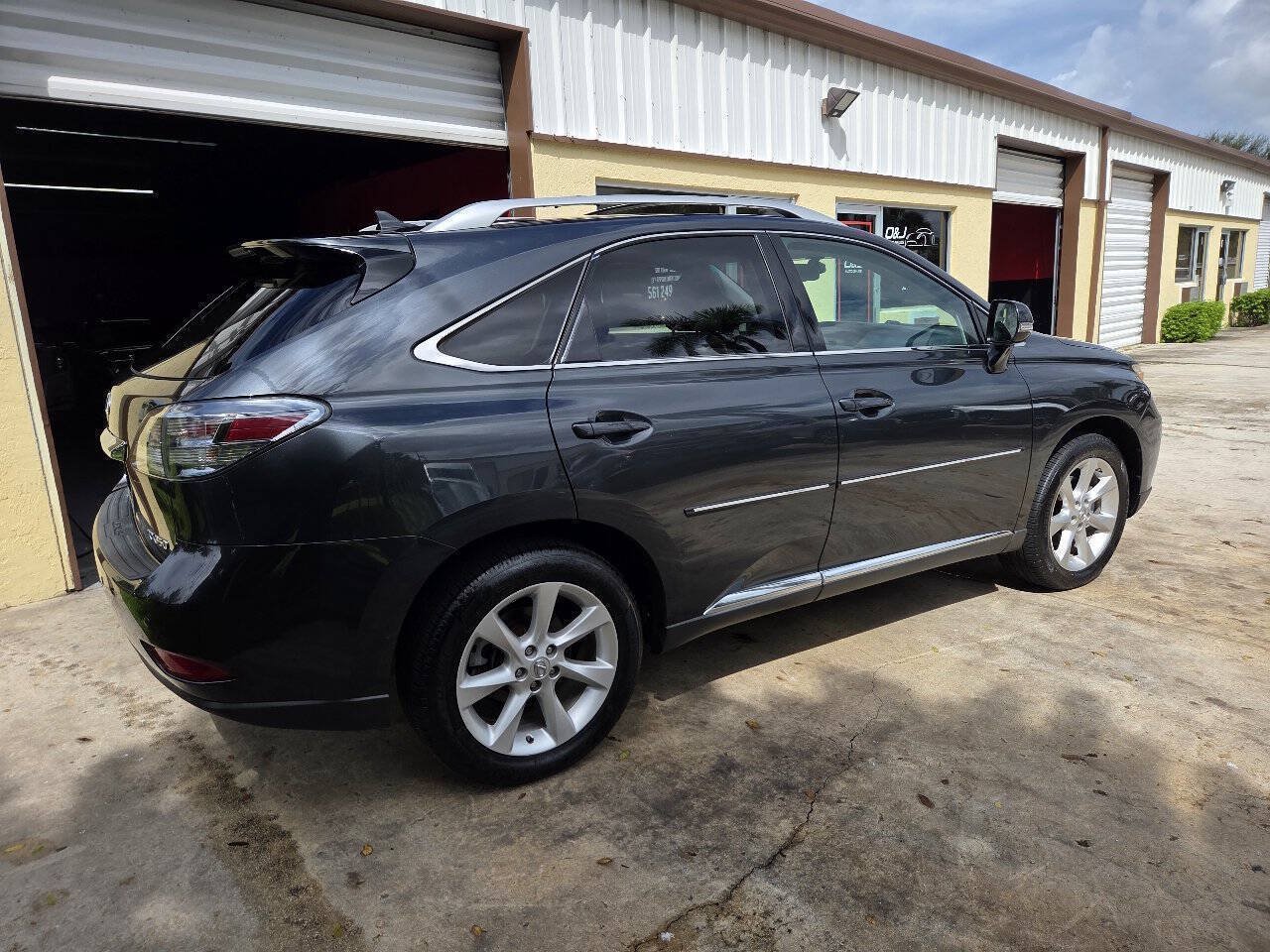 Used 2010 Lexus RX 350 2WD image 6