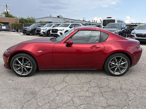 Used 2021 MAZDA MX-5 Miata RF Grand Touring RWD image 7