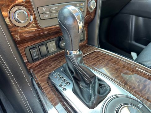 Used 2020 Nissan Armada SL w/ Premium Package image 32