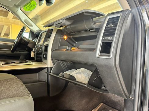 Used 2015 RAM 1500 Lone Star AWD/4WD image 29