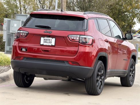New 2026 Jeep Compass Latitude image 5