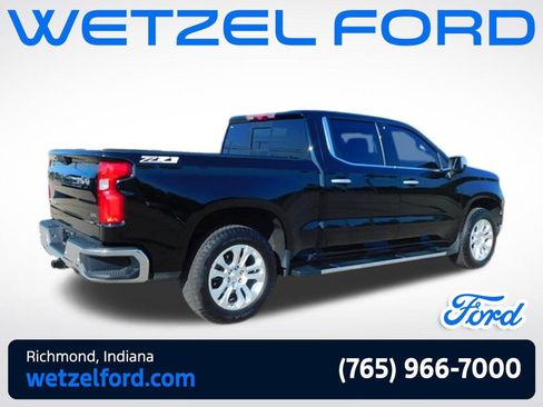 Used 2024 Chevrolet Silverado 1500 LTZ w/ LTZ Premium Package AWD/4WD image 3