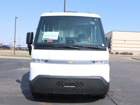 New 2025 Chevrolet Brightdrop 600 image 3