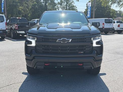 Used 2024 Chevrolet Silverado 1500 LT Trail Boss w/ Convenience Package II AWD/4WD image 2