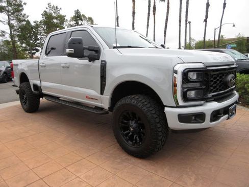 Used 2025 Ford F250 Lariat w/ Tremor Off-Road Package AWD/4WD image 6