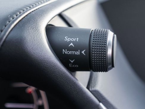 Used 2021 Lexus ES 350 Luxury w/ Accessory Package image 30