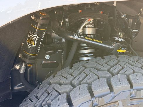 New 2025 Toyota Tacoma SR image 19