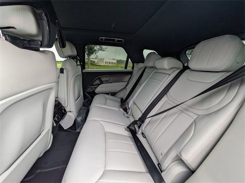 New 2025 Land Rover Range Rover Sport SE image 10