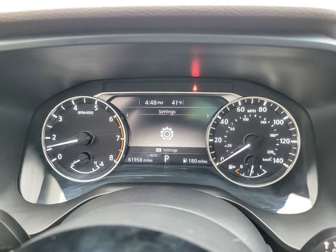 Used 2022 Nissan Rogue SV w/ SV Premium Package image 12