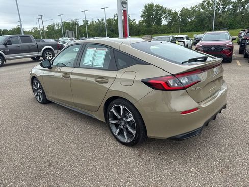 Used 2025 Honda Civic Sport Touring image 5
