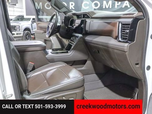 Used 2024 GMC Sierra 2500 Denali w/ Denali Reserve Package image 12