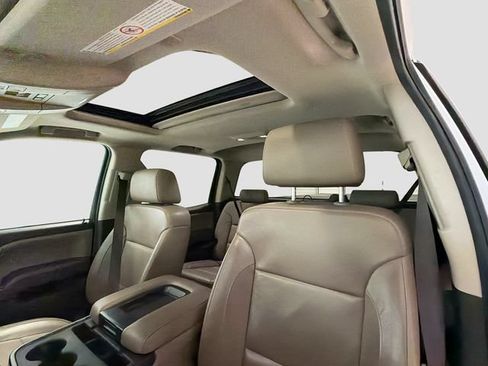 Used 2019 GMC Sierra 3500 SLT w/ Duramax Plus Package AWD/4WD image 18