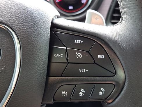 Used 2018 Dodge Challenger R/T Scat Pack RWD image 28