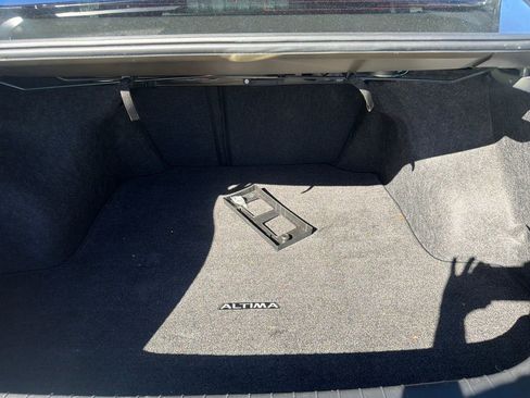 Used 2017 Nissan Altima 2.5 SR image 11