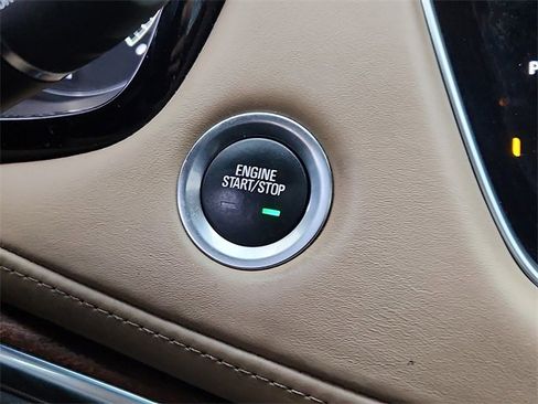 Certified 2021 Cadillac XT5 Premium Luxury w/ Platinum Package image 23