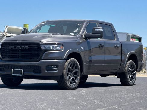 New 2026 RAM 1500 Laramie AWD/4WD image 7