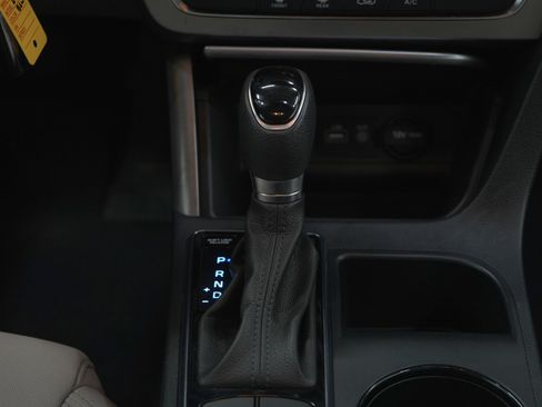 Used 2017 Hyundai Sonata Sport image 18