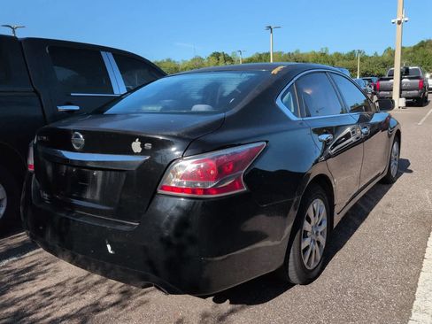 Used 2015 Nissan Altima 2.5 S FWD image 5