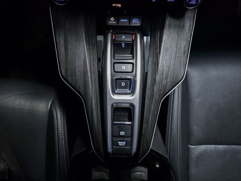 Certified 2018 Honda Clarity Touring image 37