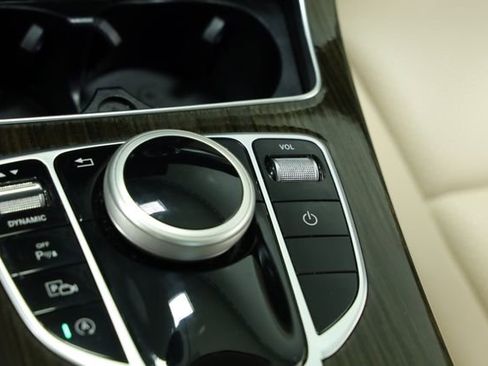 Used 2021 Mercedes-Benz C 300 Sedan image 23