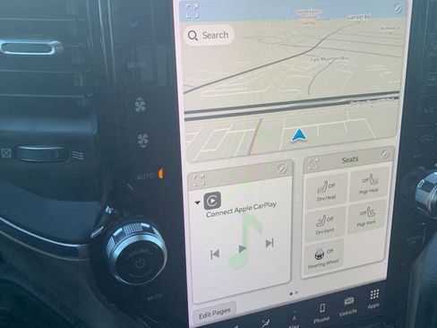 Used 2022 RAM 1500 Laramie image 29