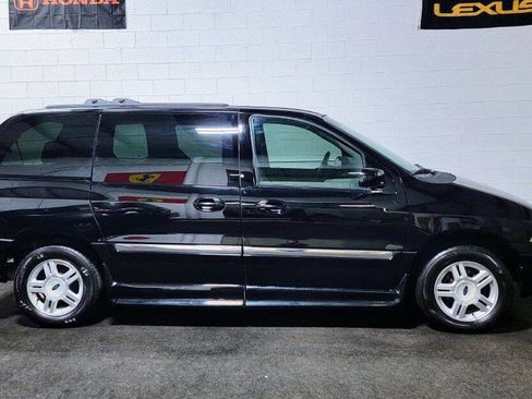 Used 2003 Ford Windstar SE image 13