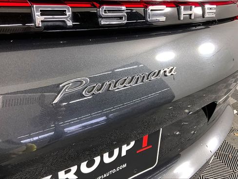 Used 2018 Porsche Panamera image 30