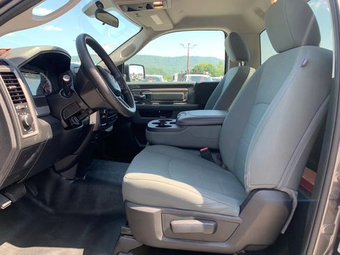 Used 2017 RAM 1500 Tradesman w/ Power & Remote Entry Group RWD image 9