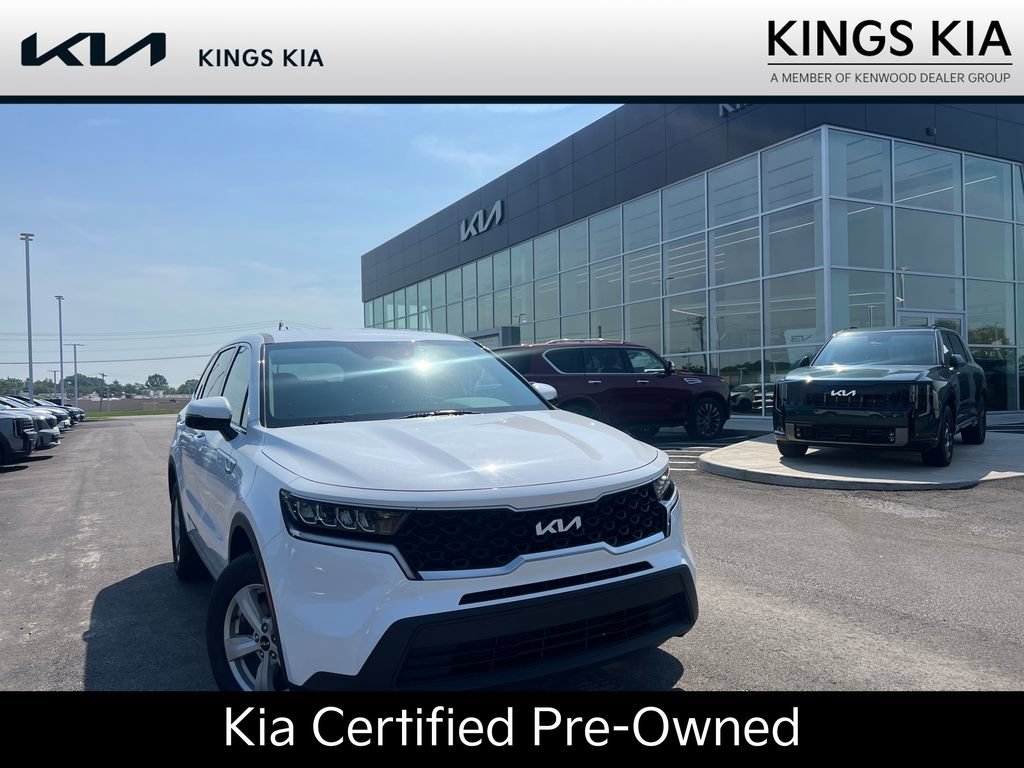 Certified 2023 Kia Sorento LX AWD/4WD image 1