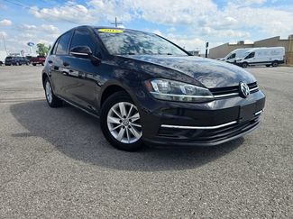 Used 2018 Volkswagen Golf S FWD video 1