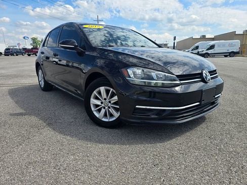 Used 2018 Volkswagen Golf S FWD image 1