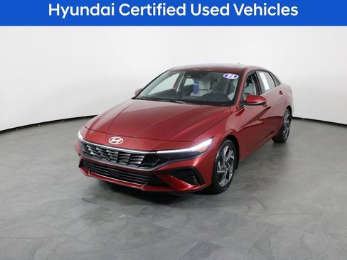 Certified 2025 Hyundai Elantra Limited image 2