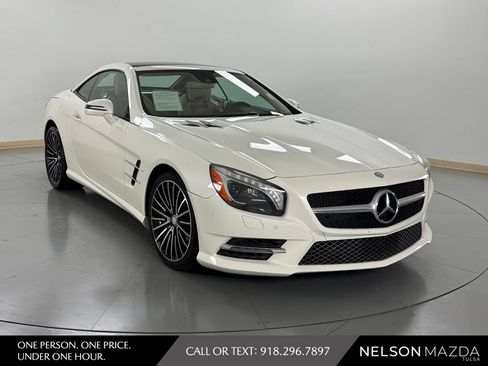 Used 2014 Mercedes-Benz SL 550 image 4