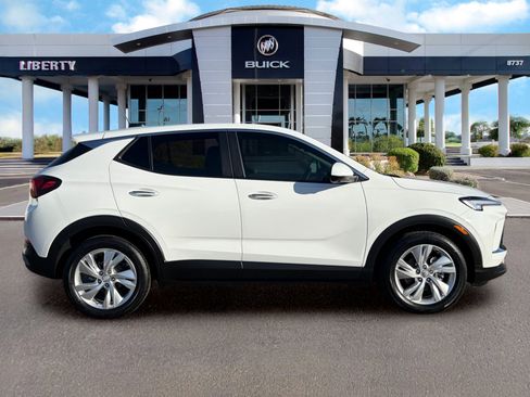 Used 2024 Buick Encore GX Preferred w/ Advanced Technology Package FWD image 3