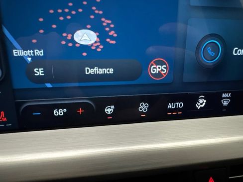 Used 2024 Ford Escape Platinum AWD/4WD image 34