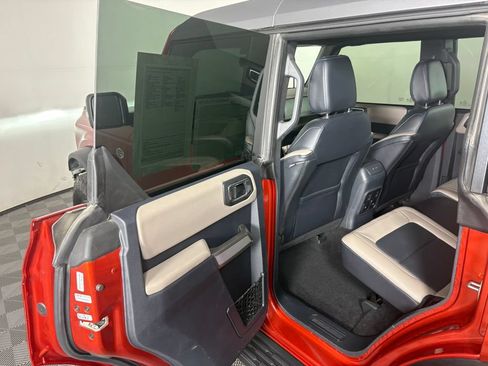 Certified 2022 Ford Bronco Wildtrak AWD/4WD image 28