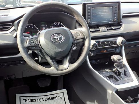 Used 2022 Toyota RAV4 XLE w/ Convenience Package image 14