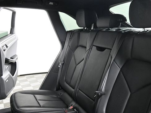 New 2026 Porsche Macan image 27