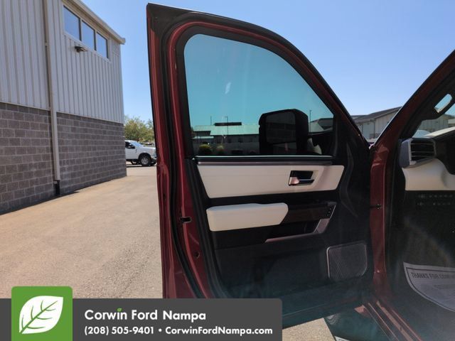 Used 2022 Toyota Tundra Capstone AWD/4WD image 10