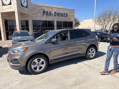 Used 2019 Ford Edge SE w/ SE Fleet Driver's Package