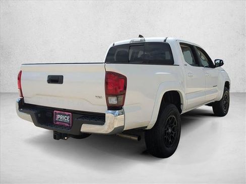 Certified 2022 Toyota Tacoma SR5 RWD image 5
