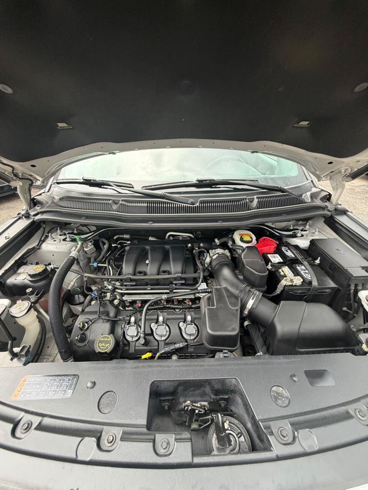 Used 2019 Ford Explorer XLT AWD/4WD image 23