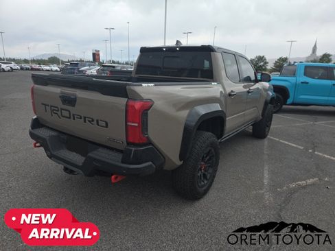Used 2025 Toyota Tacoma TRD Pro AWD/4WD image 14