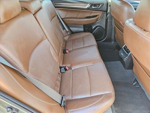 Used 2018 Subaru Outback 3.6R Touring image 18